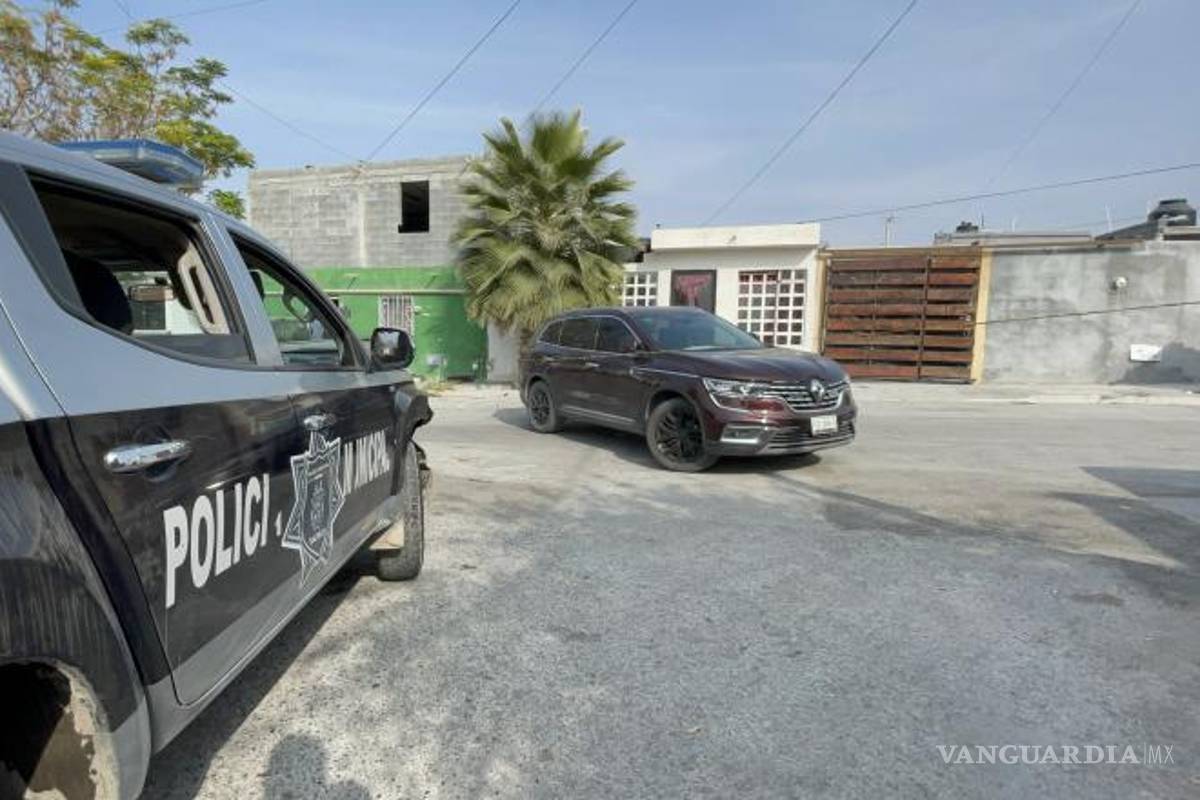 $!Agentes de la Fiscalía General del Estado acudieron al sitio para realizar las diligencias correspondientes.