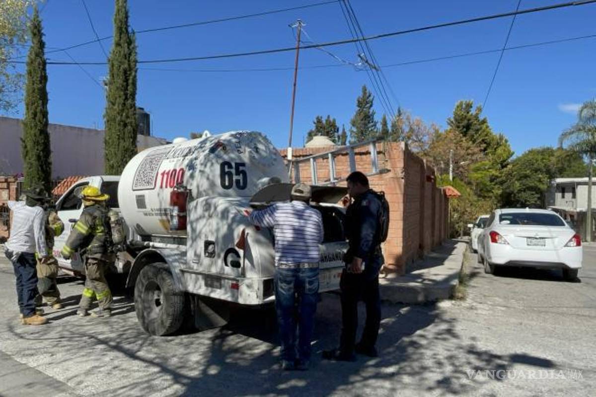 $!El camión se aseguró por parte de Protección Civil