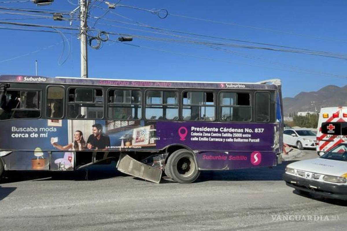$!Los vehículos involucrados fueron trasladados a un corralón tras el percance.