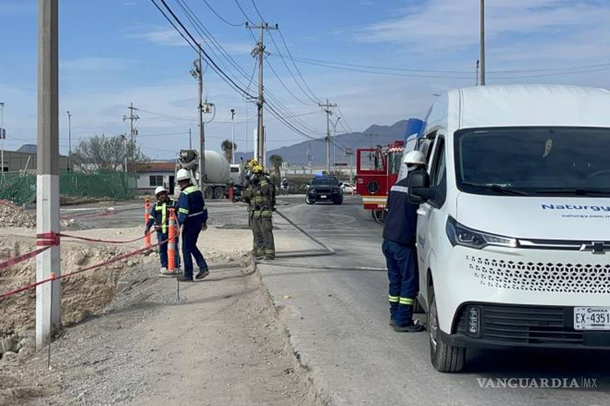 $!Trabajadores del sitio fueron evacuados de manera preventiva mientras se controlaba la fuga de gas.