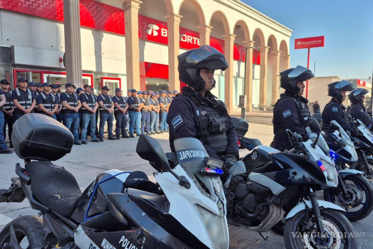 $!El operativo busca inhibir delitos como el robo, fraude y el intercambio ilegal de tarjetas bancarias mediante recorridos preventivos.