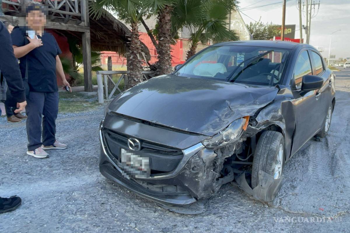 Señalan a patrulla del GRS de atravesarse sin precaución y provocar choque al norte de Saltillo