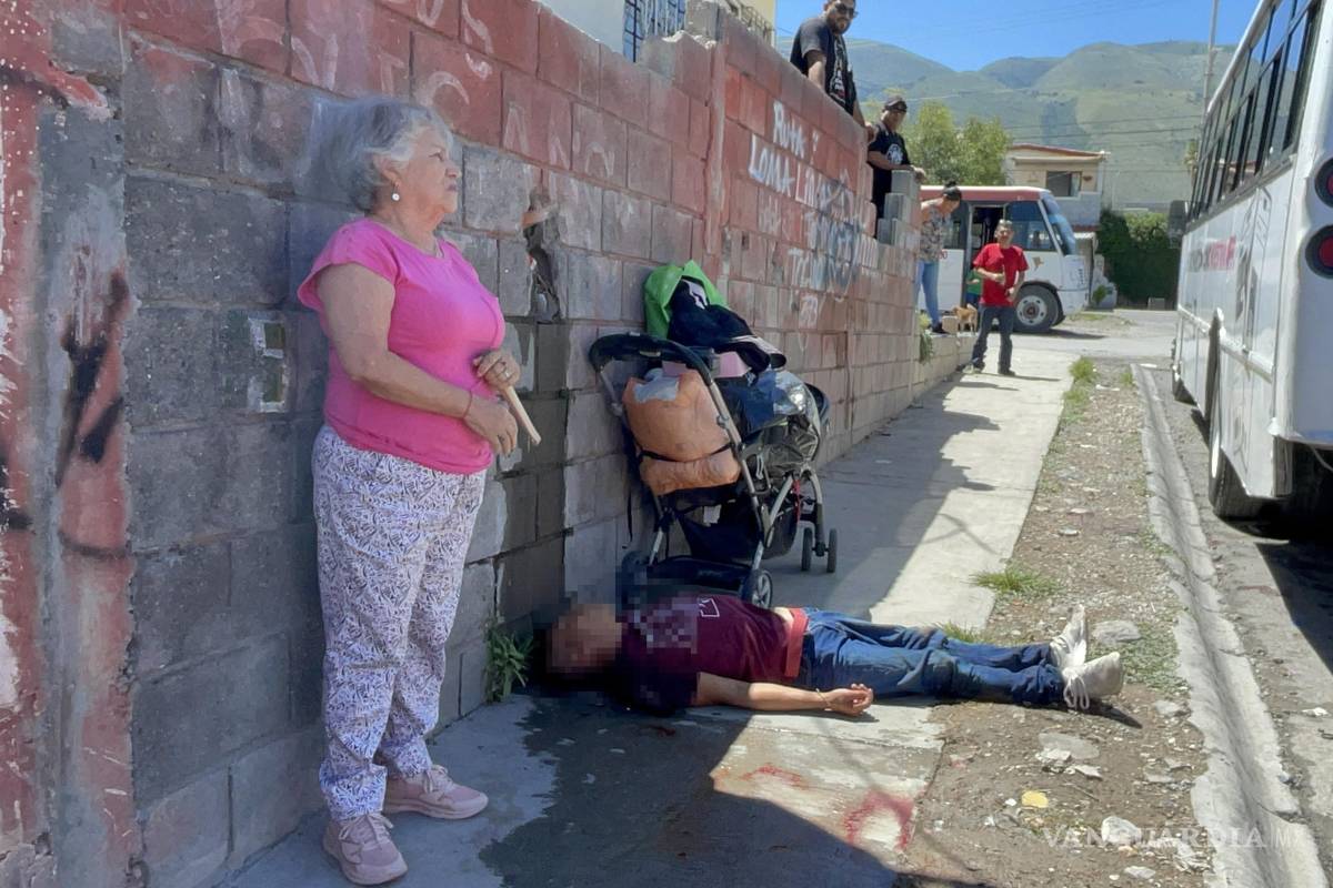 Saltillo: recolector cae de una barda, se golpea la cabeza y es hospitalizado