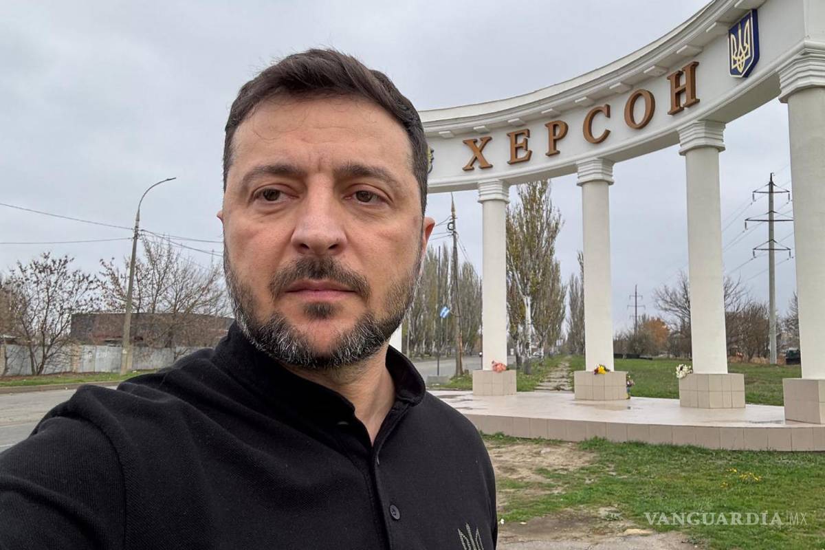 Zelenski visita Jersón para conmemora el tercer aniversario de la expulsión de los rusos