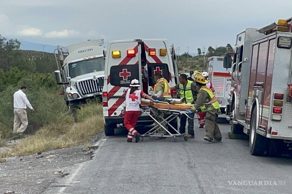 ¡Tragedia en la carretera a General Cepeda! Mujer y su madre pierden la vida; menor de 7 años, grave