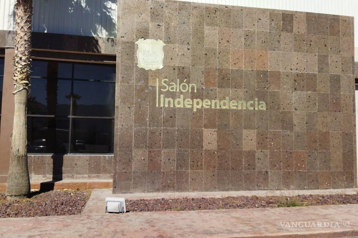 Tras días de caos para recoger placas en Saltillo, mega módulo luce vacío