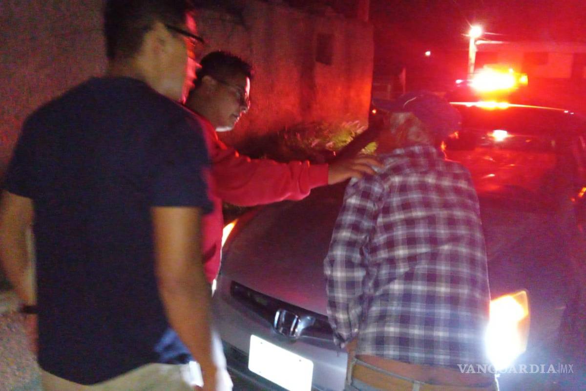 Familia rechaza a adulto mayor con alcoholismo; fue hallado en calles de Parras de la Fuente