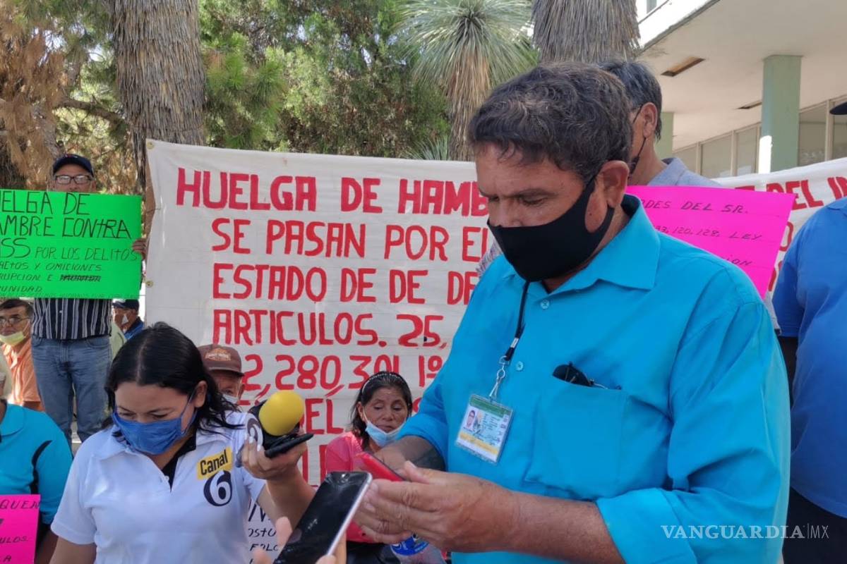 Adultos mayores exigen al IMSS pague sus pensiones e inician huelga de hambre