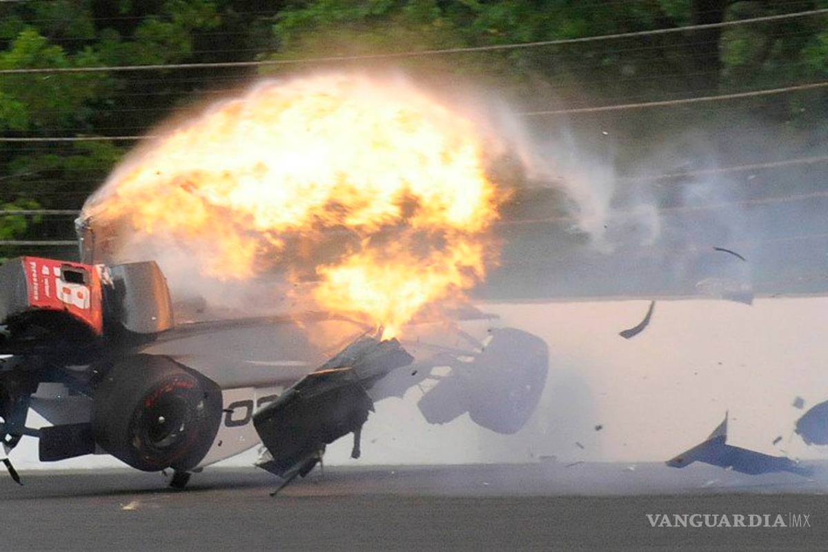 Piloto sufre terrible accidente en las 500 millas de Indianapolis
