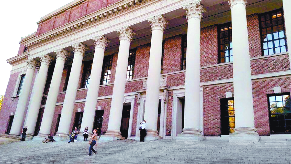 Saltillense colabora en investigación del cáncer orofaríngeo en Harvard