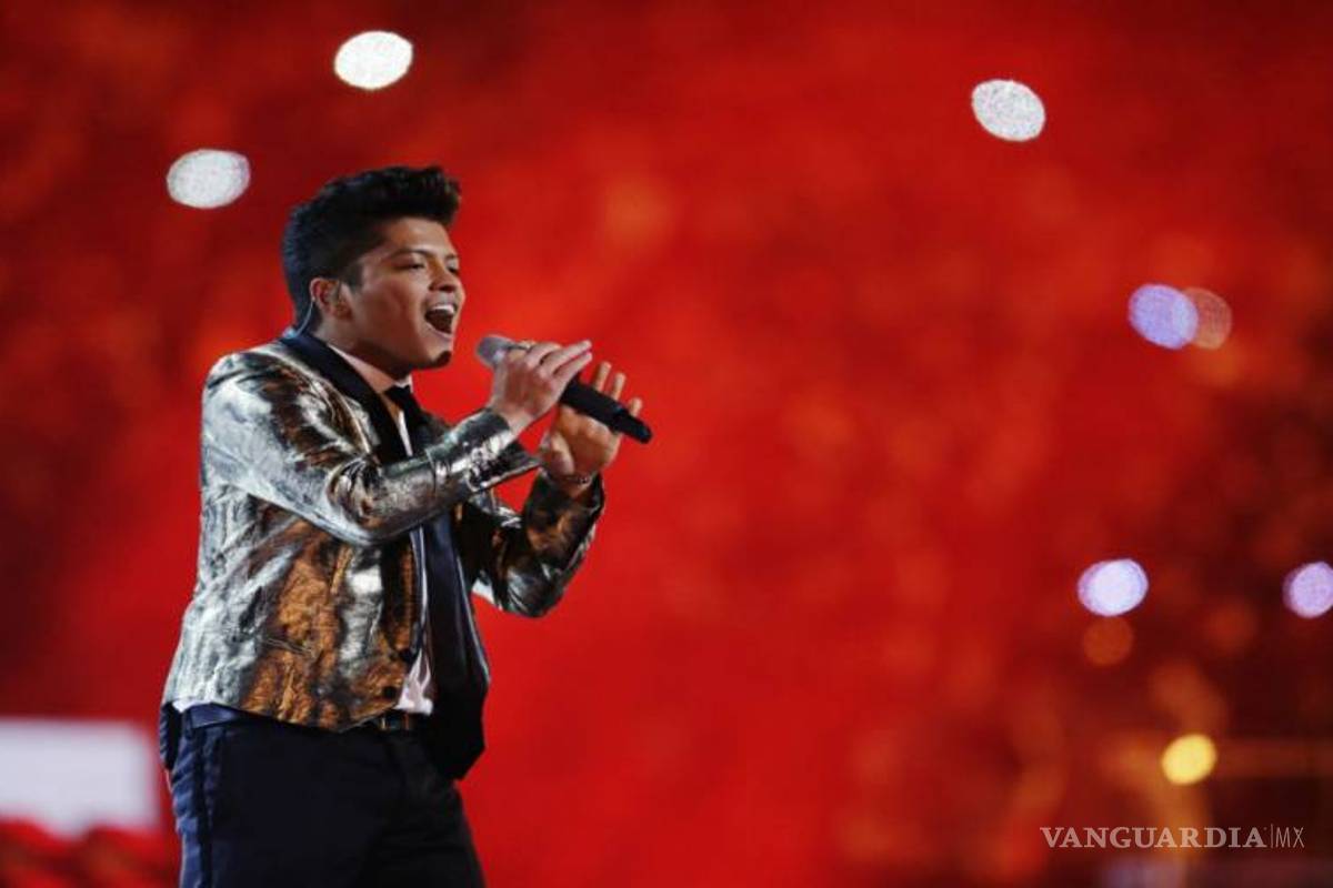Bruno Mars publica un single tras cuatro años de silencio