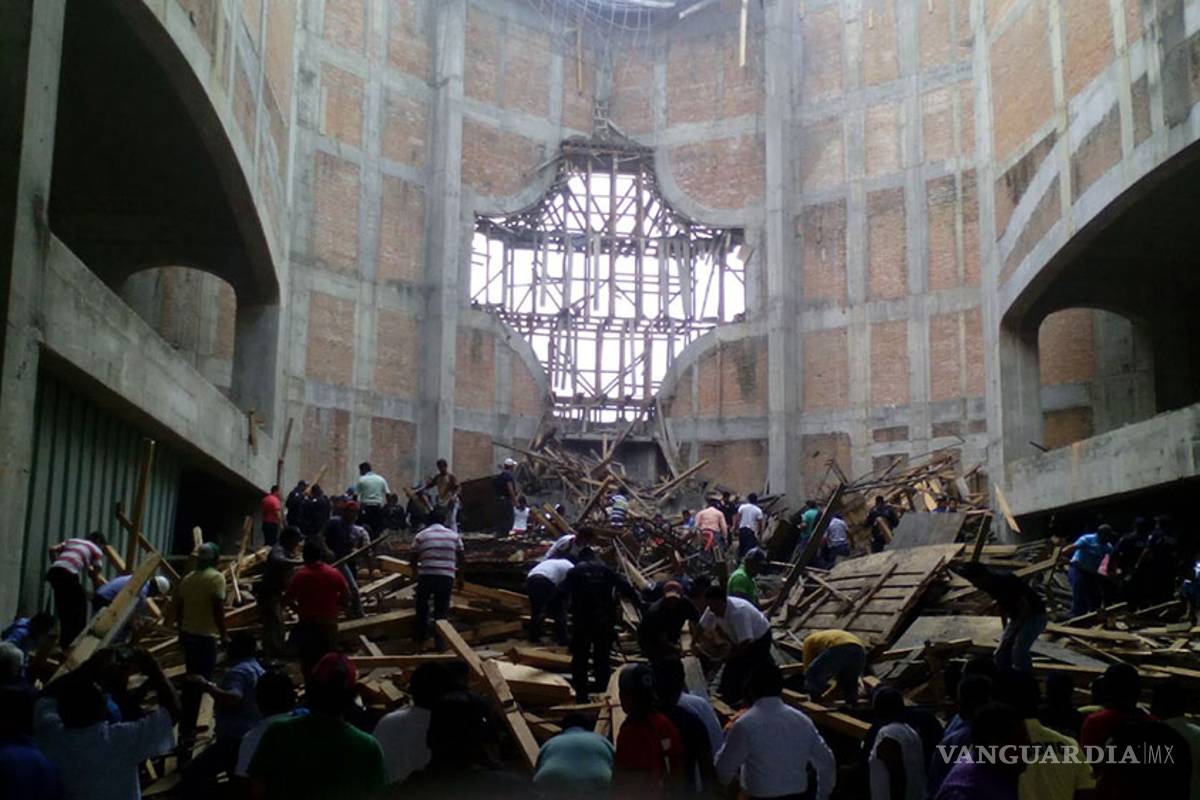 Derrumbe en Tuxtepec deja al menos 15 lesionados