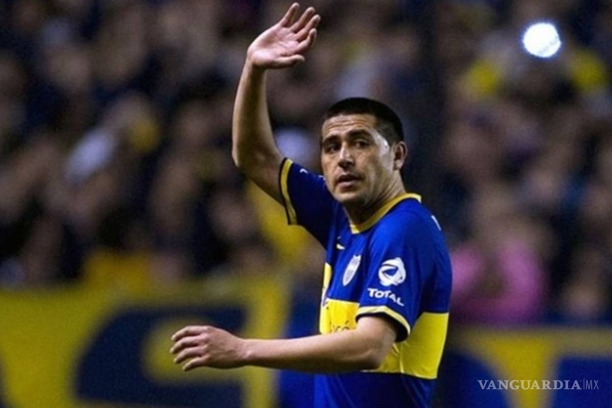 Riquelme anuncia despedida con Boca