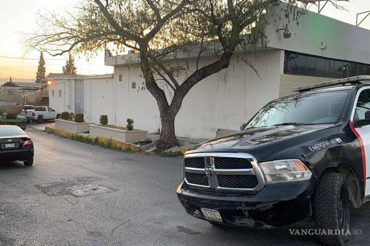 $!Decomisan 40 mil litros de diésel en libramiento Óscar Flores Tapia en Arteaga