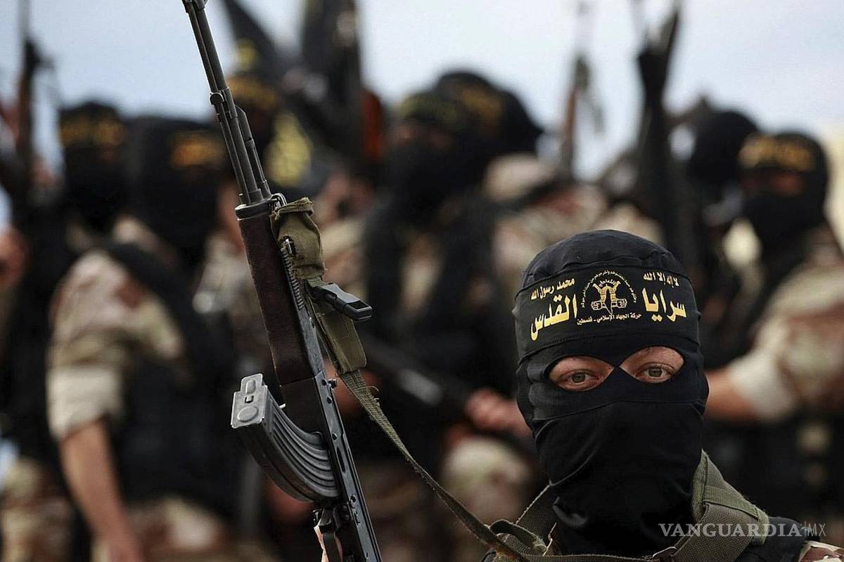 Patearse los testículos: parte del entrenamiento de ISIS