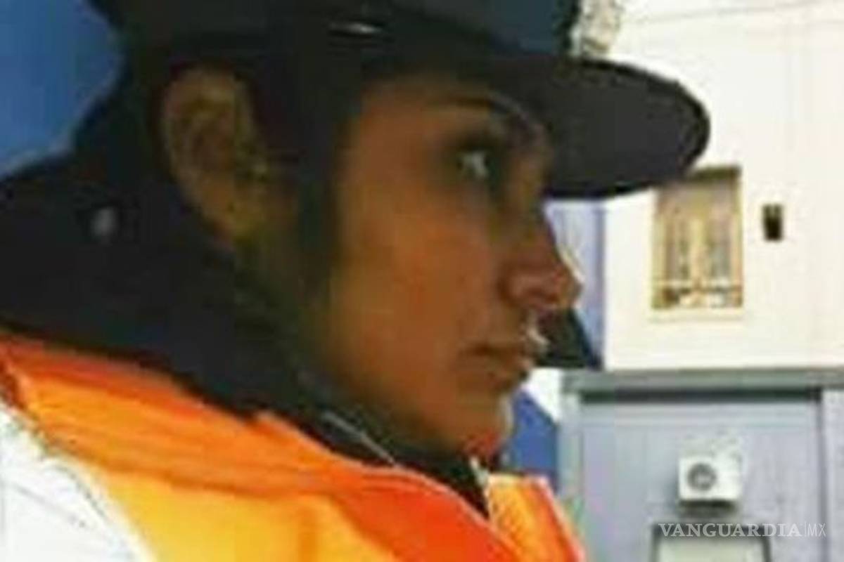 Arrestan a mujer policía que enfrentó a ladrones, mató a uno y detuvo a otro