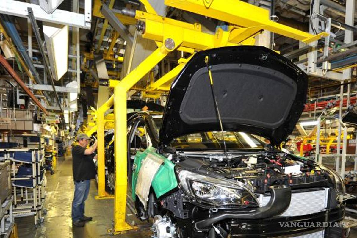 EU perdería 150 mil empleos si Trump impone arancel en autos