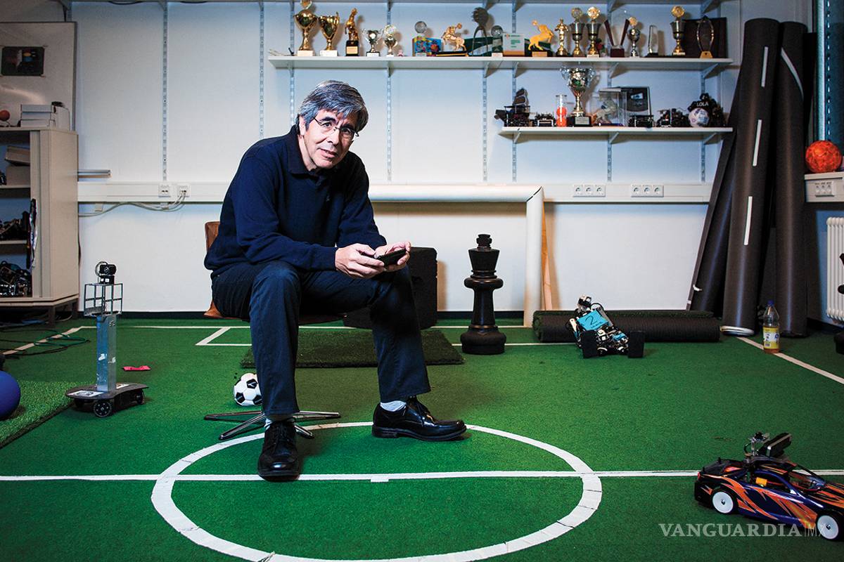 Insuficiente, plan de austeridad ante virus, advierte el matemático Raúl Rojas