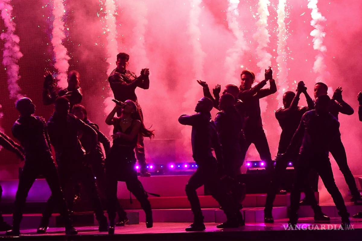 Miley Cyrus y Drake cantarán en los Billboard