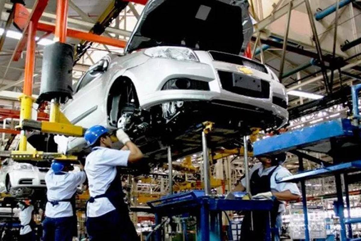 Exportaciones automotrices de México pierden empuje, pasan de 32.1% a 28.3%