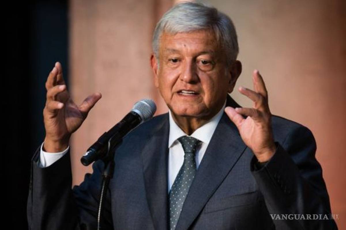 AMLO pide participar en consulta del nuevo aeropuerto
