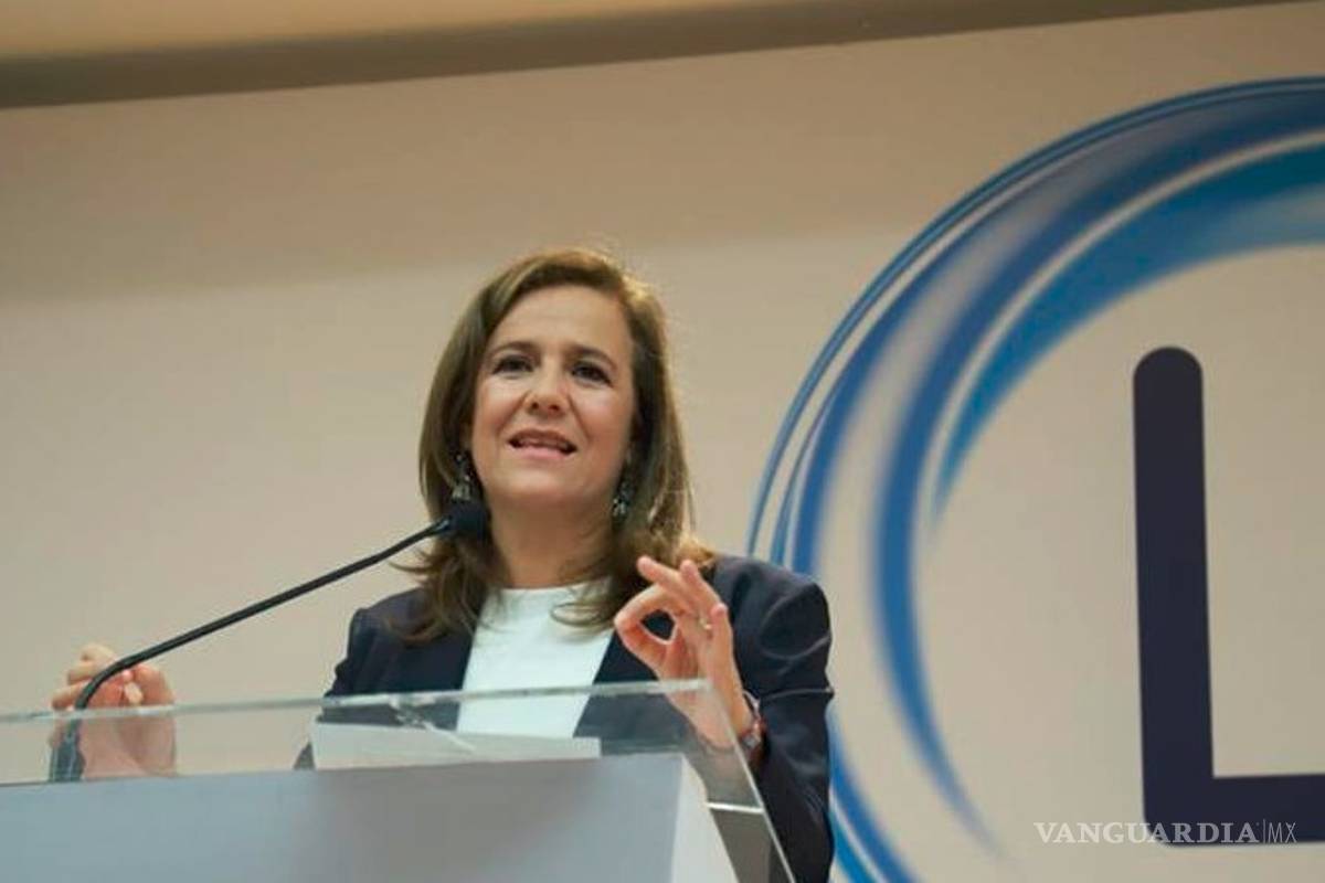 Margarita Zavala registra a 'Libre' ante el INE en busca de ser partido político