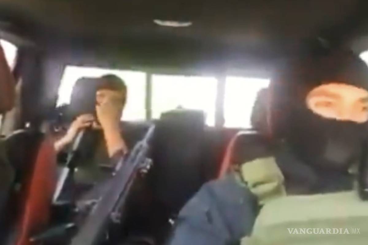 'Venimos a pegar un p... limpiadón'... sicarios de 'Los Metros' aliados del CJNG pasean por calles de Nuevo León (video)