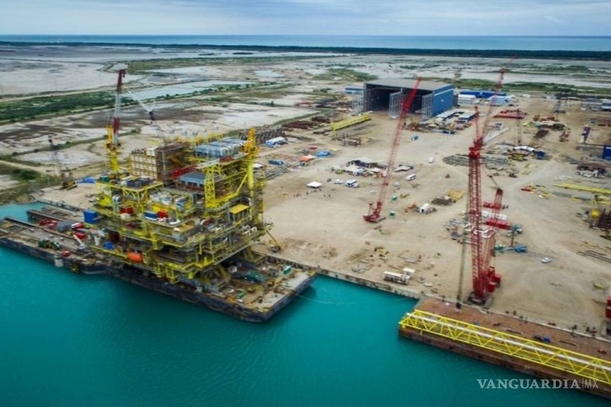 Esta empresa acaba de construir una plataforma a Pemex... ahora va por la refinería de AMLO