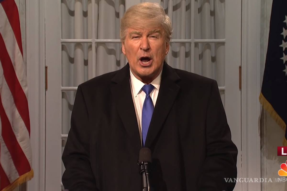 Donald Trump explota contra Saturday Night Live por parodia, los llama corruptos y enemigos del pueblo