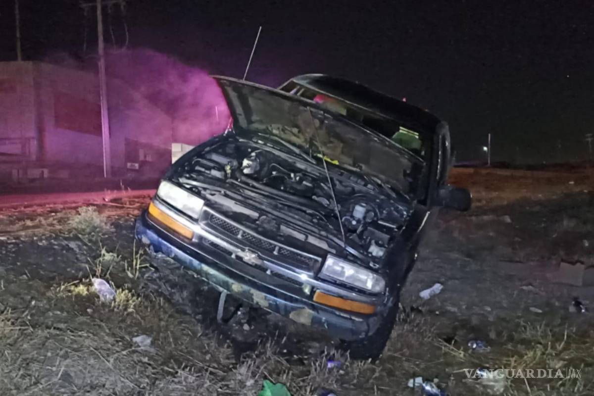 Pierde el control tras accidente en libramiento OFT y termina detenido