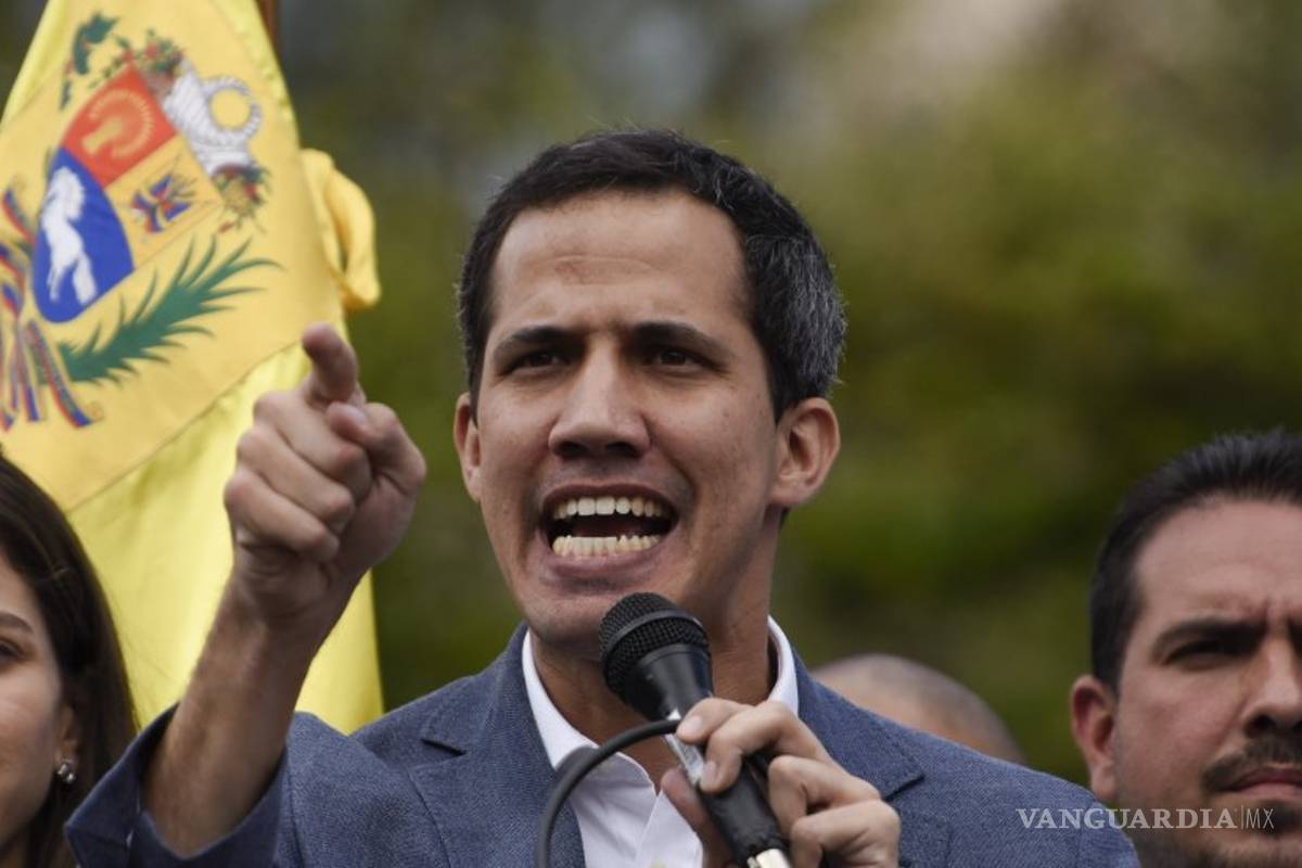 Fuerzas Especiales de Venezuela invadieron vecindario de Guaidó: 'Hago responsable a Nicolás Maduro por la integridad de mi hija'