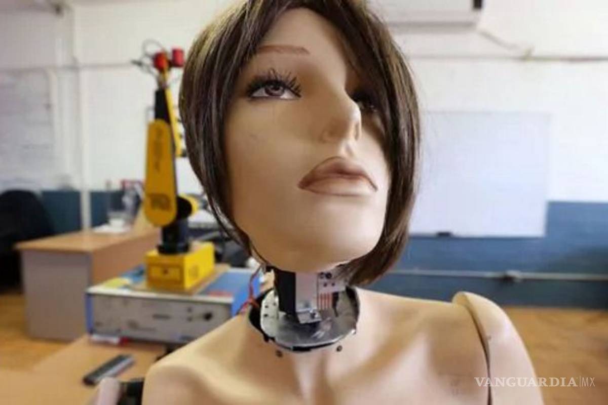 Marisol, el robot mexicano que acompaña y asiste a los ancianos
