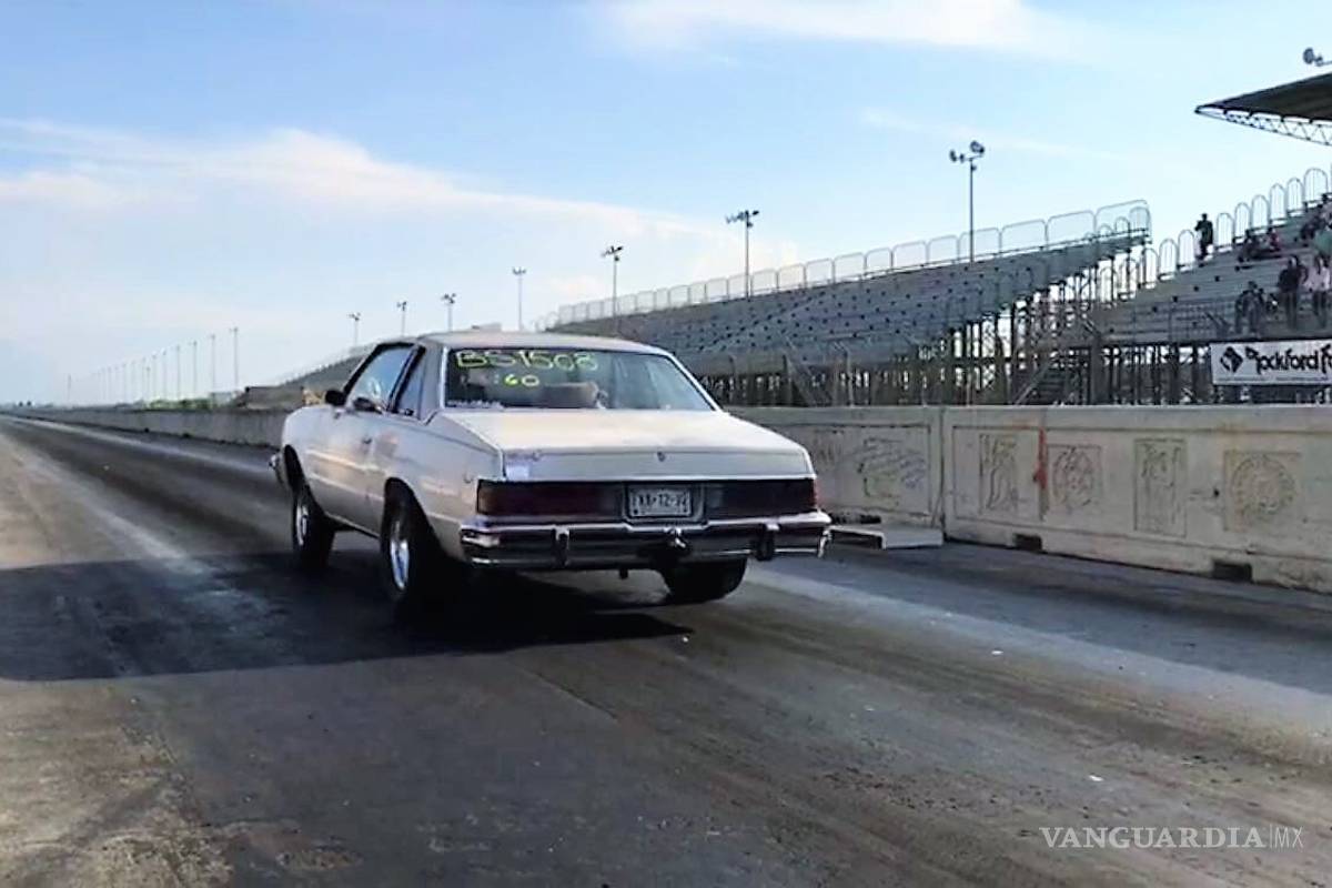 Saltillense destaca en Autódromo de Monterrey