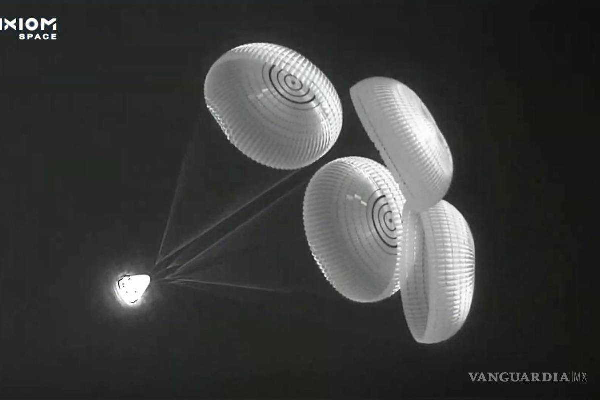 Regresan a la Tierra los 3 magnates tras su viaje turístico a la EEI