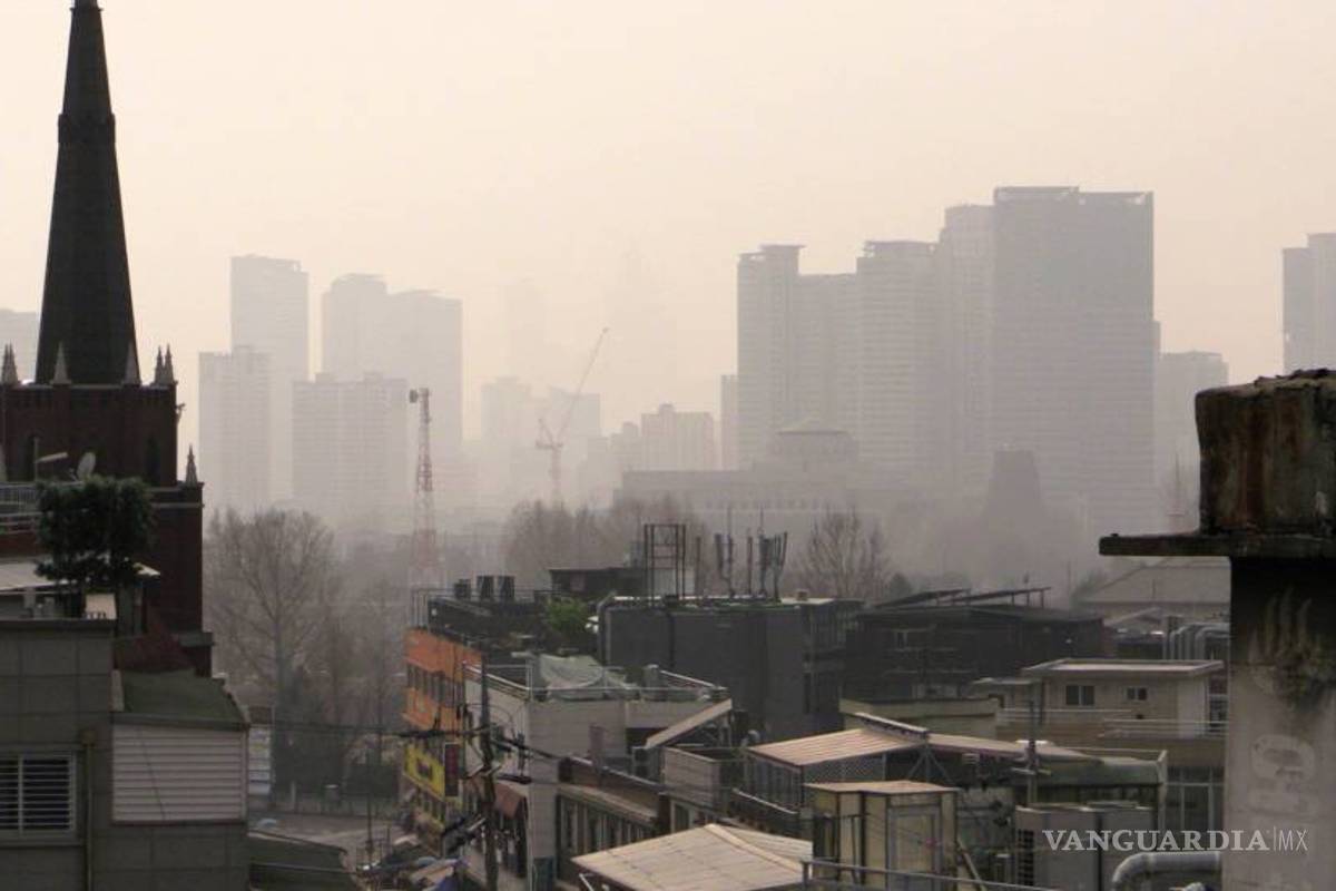 Tras varios meses de aislamiento por coronavirus COVID-19, la contaminación vuelve a China