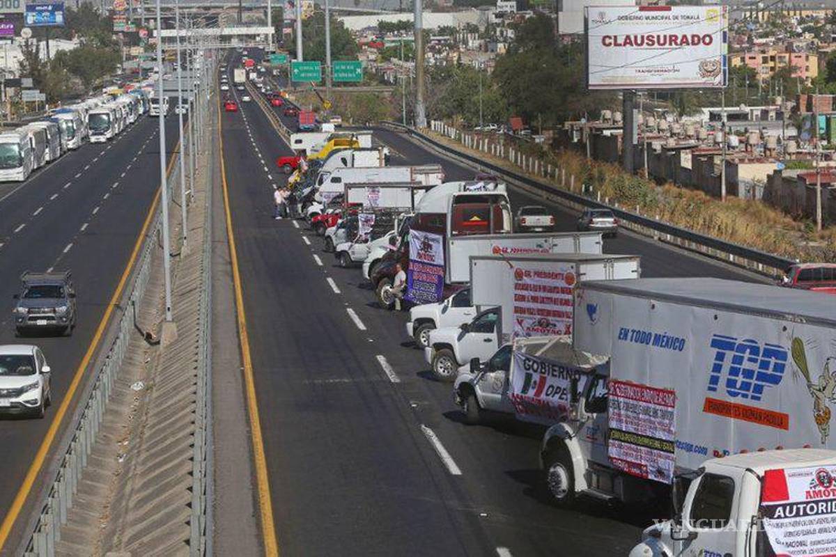 Transportistas dan un mes a autoridades para cumplir sus demandas