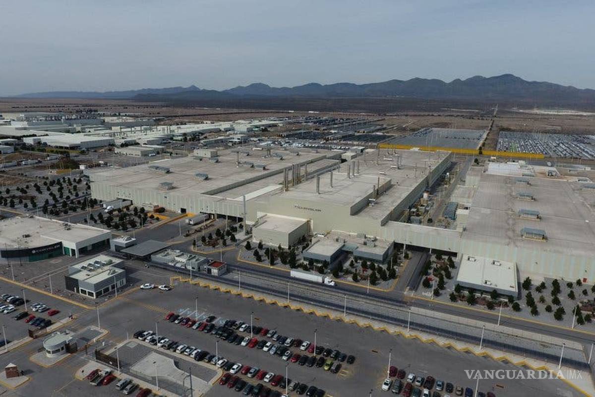 Reinicia operaciones Chrysler en México