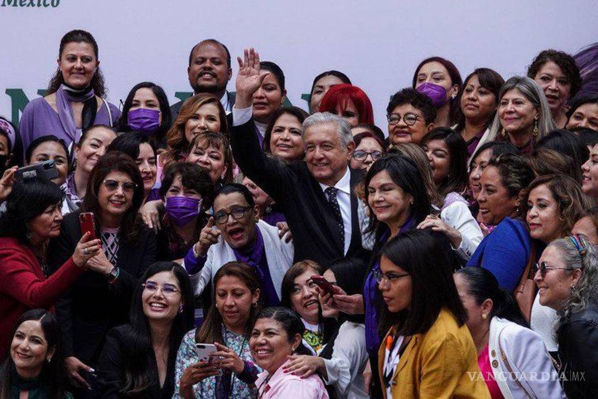 Mujeres, las más beneficiadas con los programas sociales, asegura AMLO