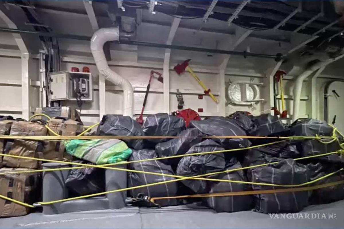 Marina asegura una tonelada de cocaína en embarcación interceptada en Chiapas