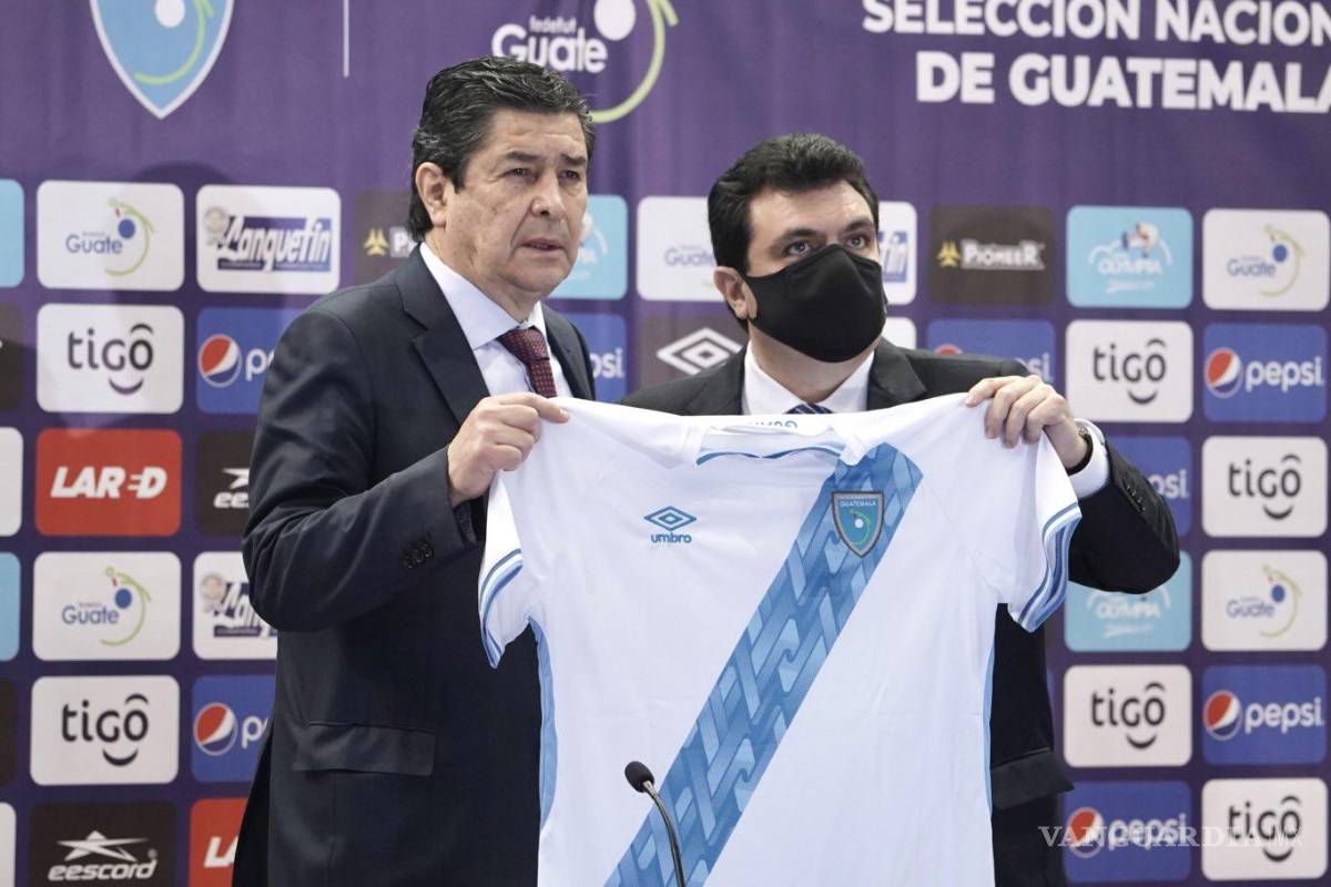 ‘Flaco’ Tena es el nuevo técnico de la Selección de Guatemala