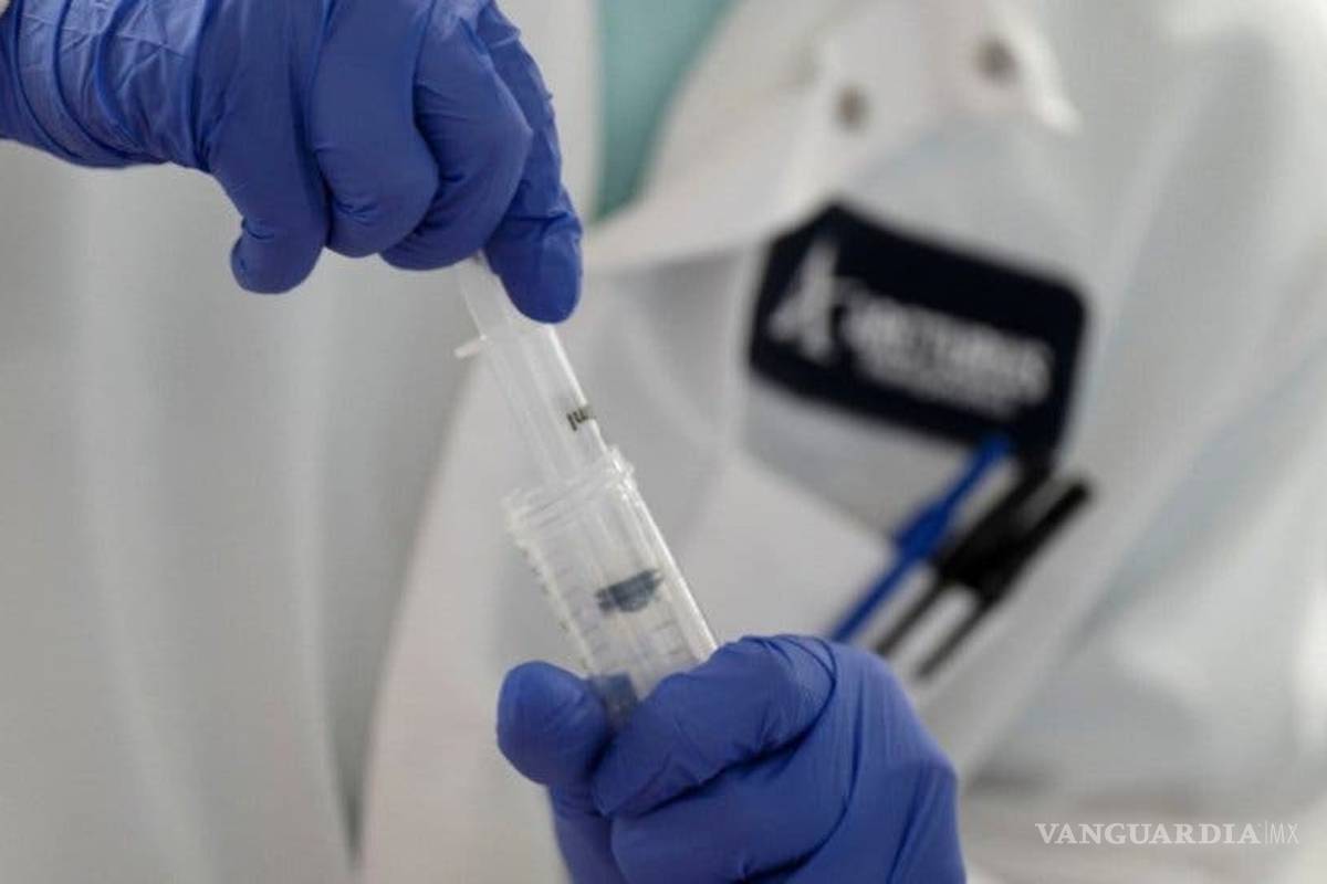 Vacuna de China contra COVID-19 parece ser segura, revelan primeros estudios