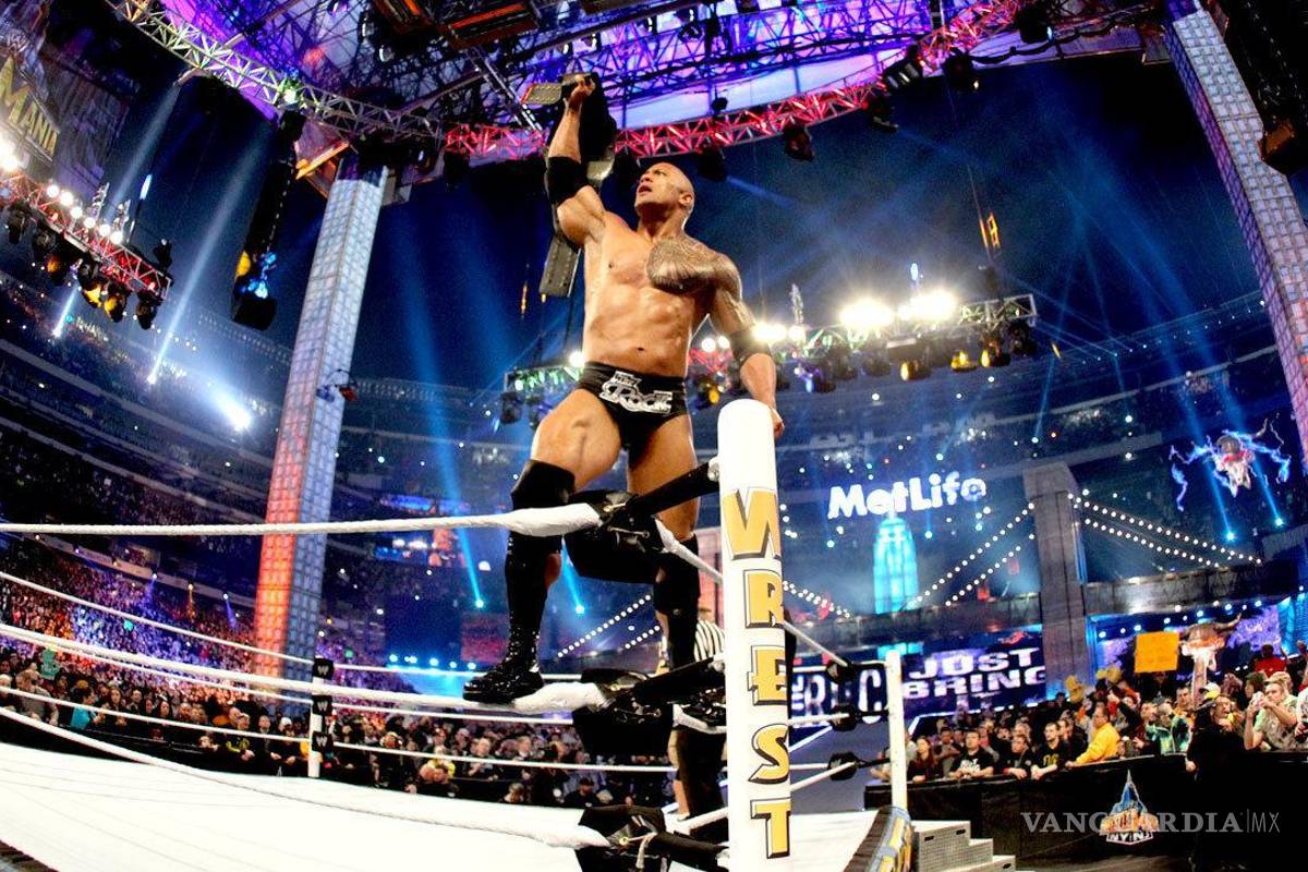 Del cine a las luchas, ‘The Rock’ podría regresar a la WWE