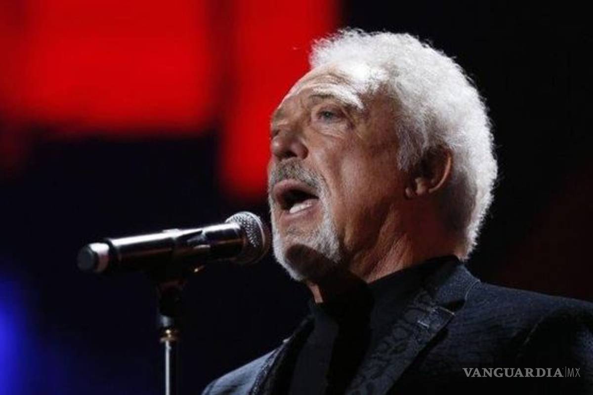 Tom Jones cancela tour en EU por &quot;indicaciones médicas&quot;