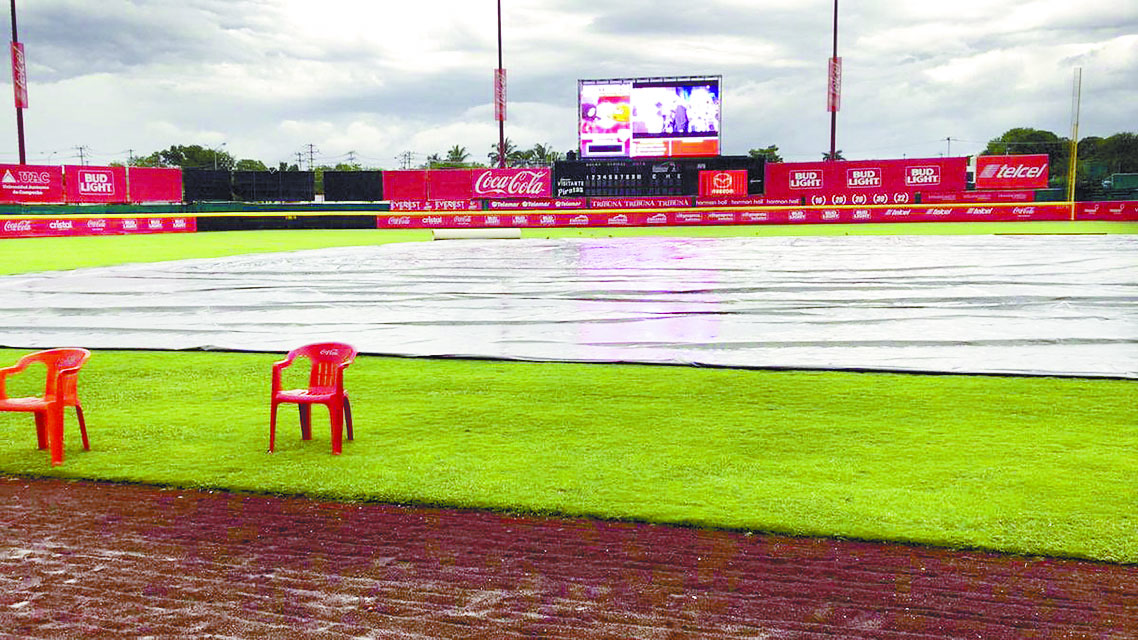 Lluvia agüita el tercero de Saraperos y Campeche