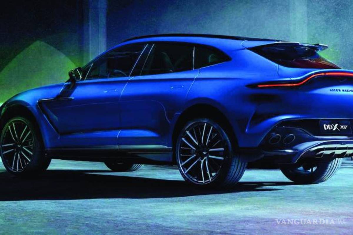 Aston Martin DBX 707: un suv de lujo y el más potente del mundo