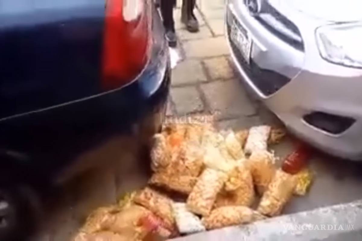Funcionarios de Campeche humillan a niño que vendía frituras