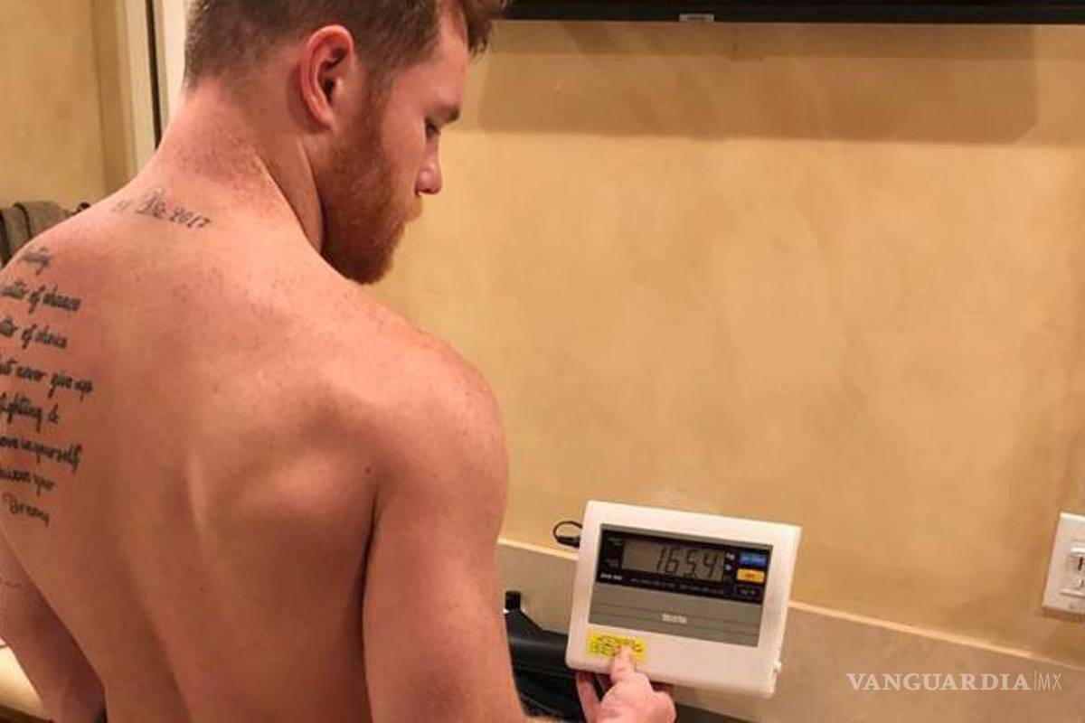 ‘Canelo’ y Jacobs Cumplen en el pesaje previo