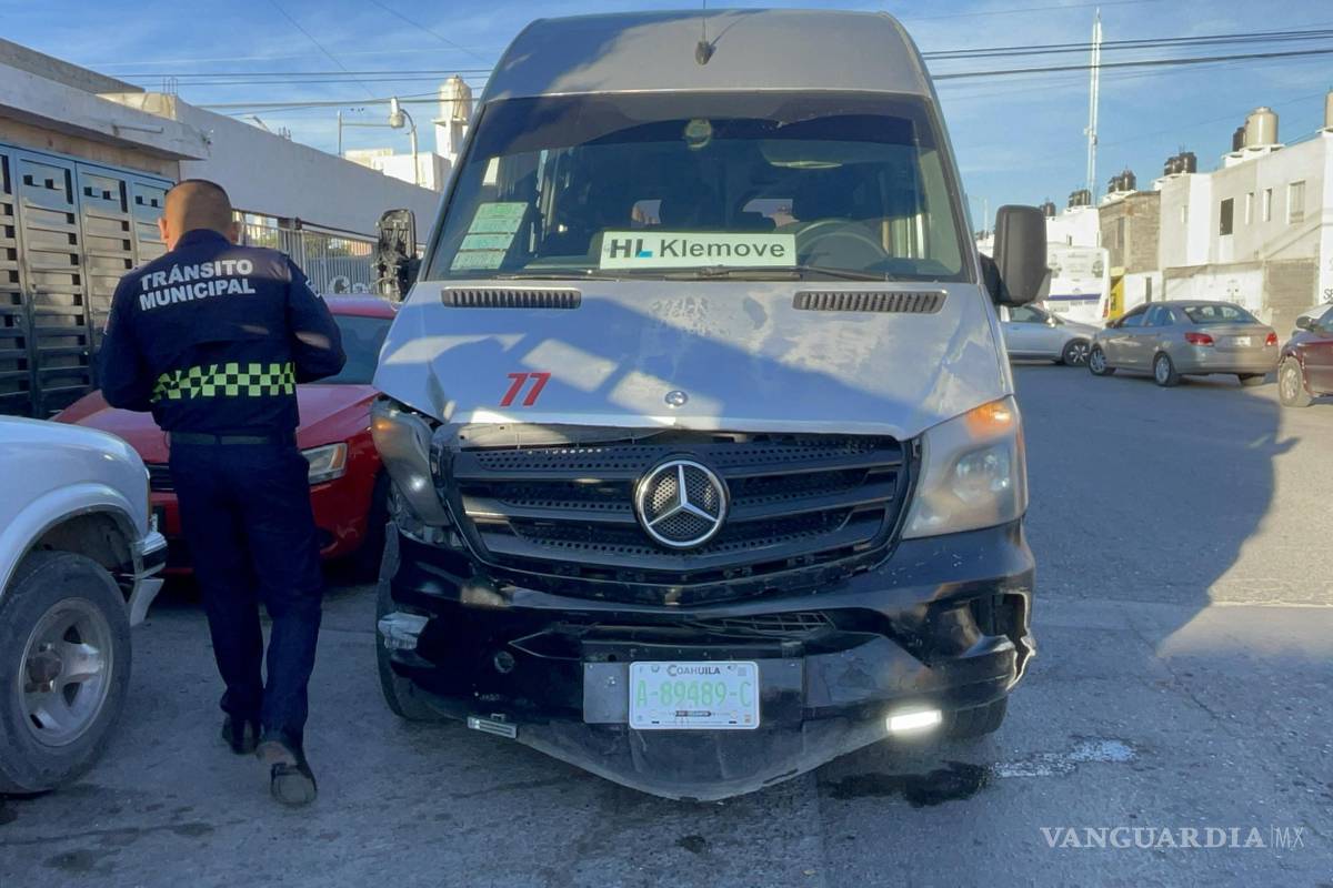 Ignora el alto y derriba a policía motorizado al oriente de Saltillo