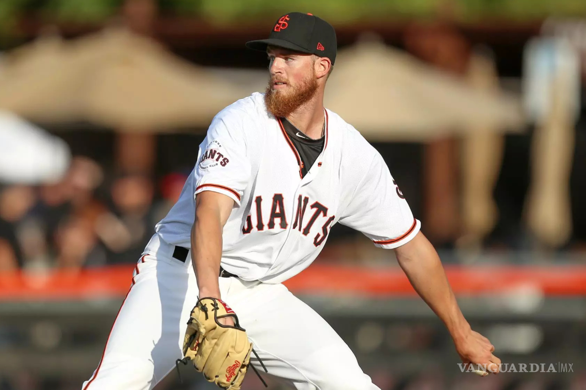 Conner Menez se une a Saraperos de Saltillo para reforzar el bullpen en el cierre de la temporada