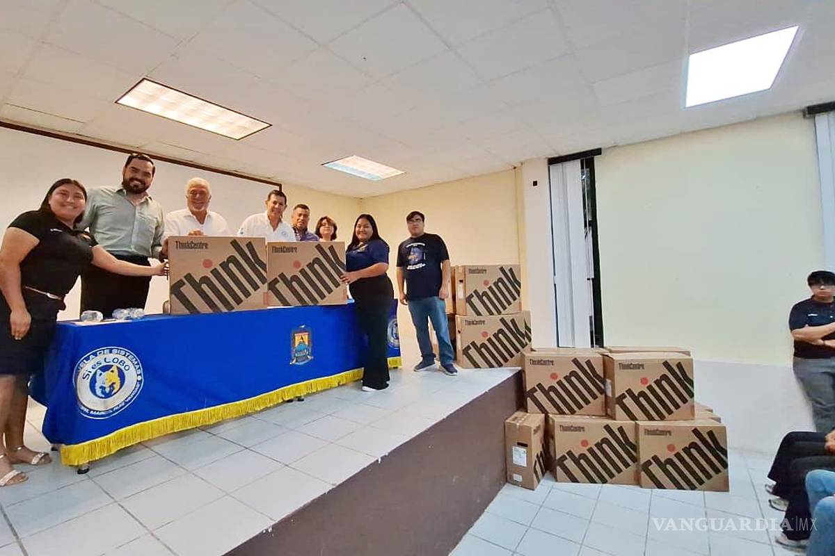 Entregan equipo de cómputo en Escuela de Sistemas de la Unidad Norte de la UAdeC